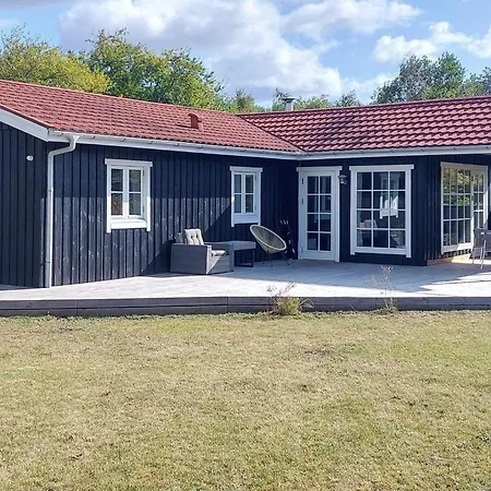 4 Person In Hébergement de vacances Brovst